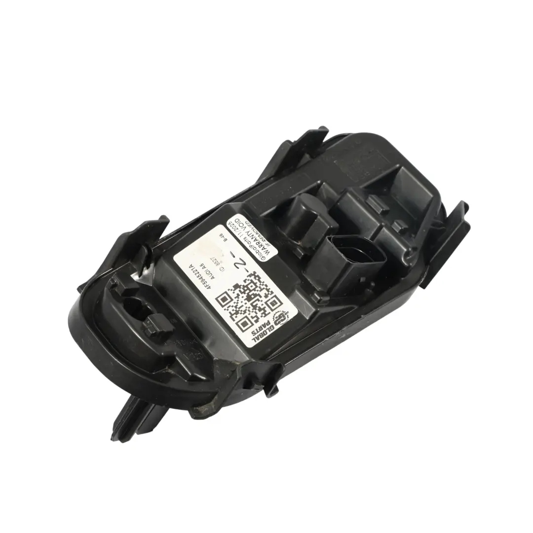 Audi A6 C6 Support De Douille D'Ampoule Feu Arrière Extérieur Gauche - SKU 4F5945221A - Numéro de pièce 4F5945221A