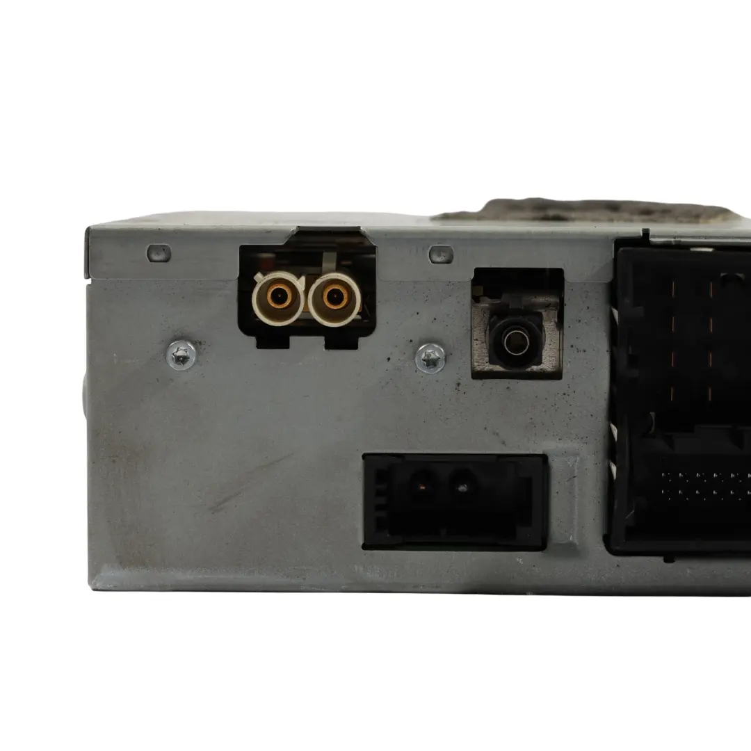 7P Moduł Tuner Radia Multimediów do Volkswagen Touareg o numerze 4G0035061A Volkswagen Touareg 7P Moduł Tuner Radia Multimediów - SKU 4G0035061A - Numer Części 4G0035061A