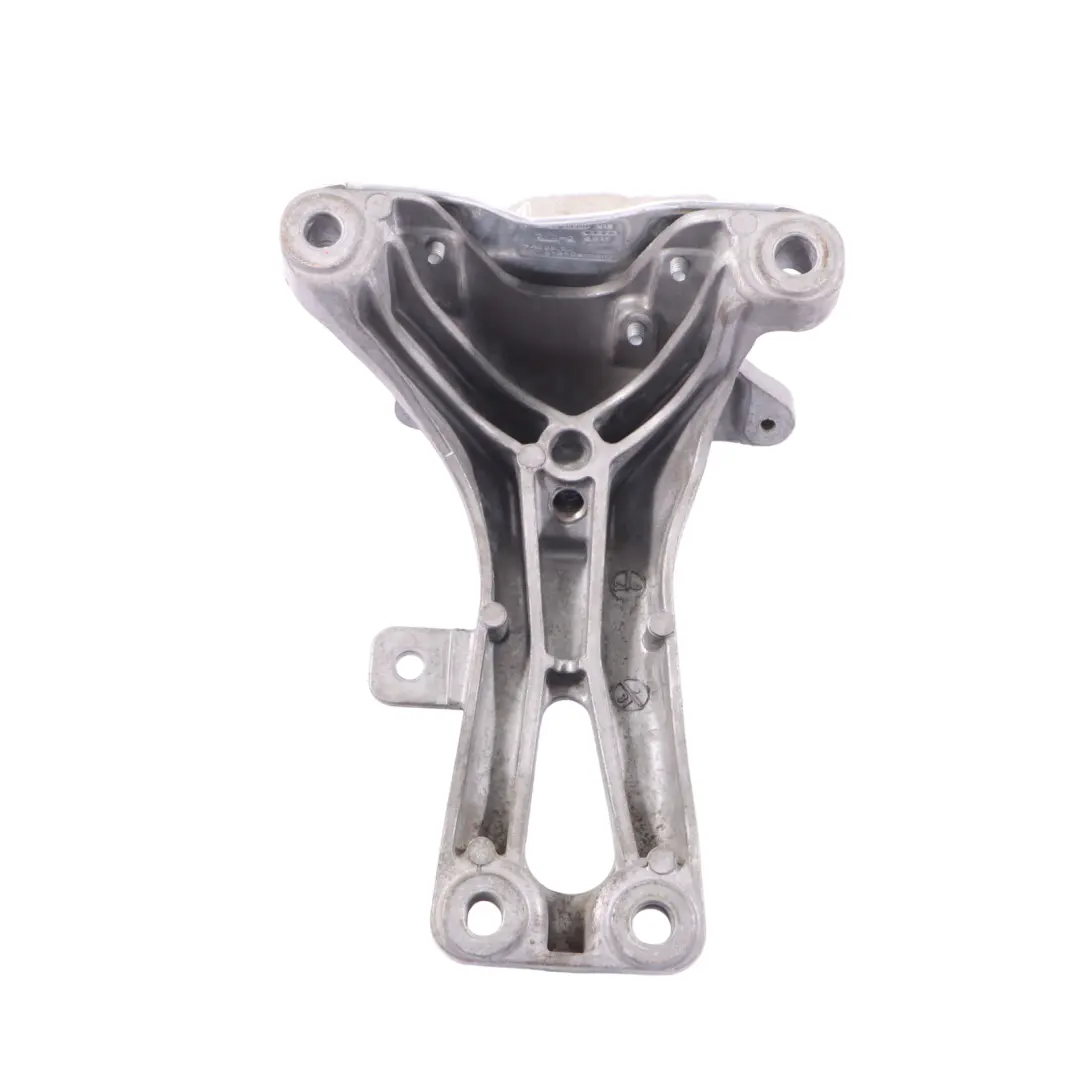 Staffa Supporto Motore Destra 3.0 TDI Diesel per Porsche Macan 95B con numero di parte 4G0199308AD Porsche Macan 95B Staffa Supporto Motore Destra 3.0 TDI Diesel - SKU 4G0199308AD - Numero di parte 4G0199308AD