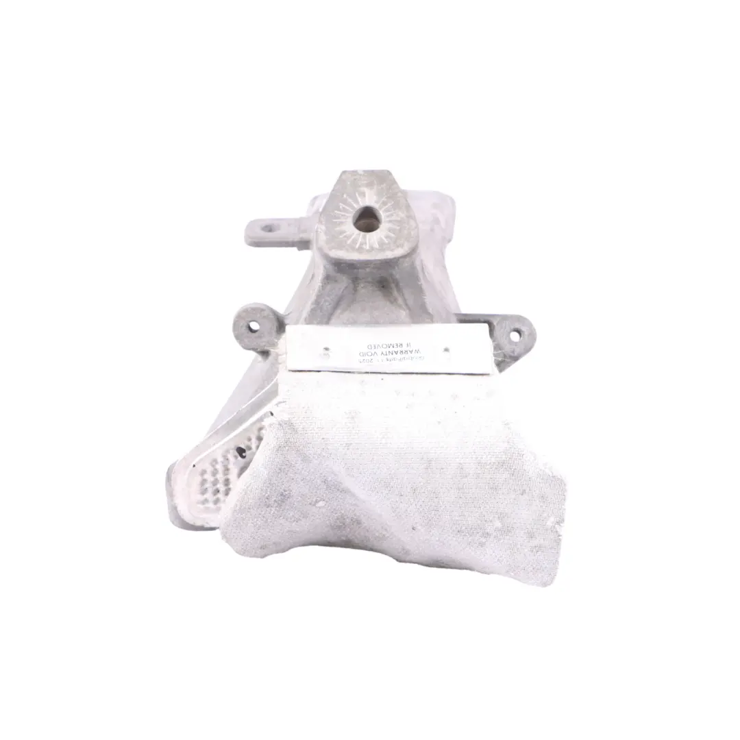 Mount Bracket Right O/S 3.0 TDI Diesel to Porsche Macan 95B Engine with Part number 4G0199308AD Porsche Macan 95B Engine Mount Bracket Right O/S 3.0 TDI Diesel - SKU 4G0199308AD - Part number 4G0199308AD