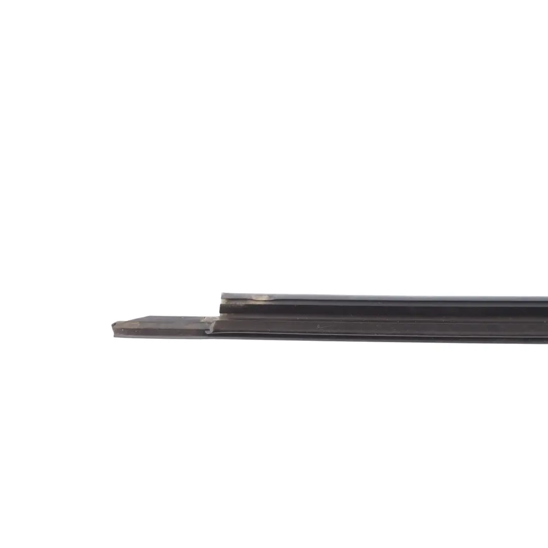 Junta Sellado Ventana Puerta Trasera Izquierda Negro Brillo para Audi RS6 C7 con número de pieza 4G0853763D Audi RS6 C7 Junta Sellado Ventana Puerta Trasera Izquierda Negro Brillo - SKU 4G0853763D - Número de pieza 4G0853763D