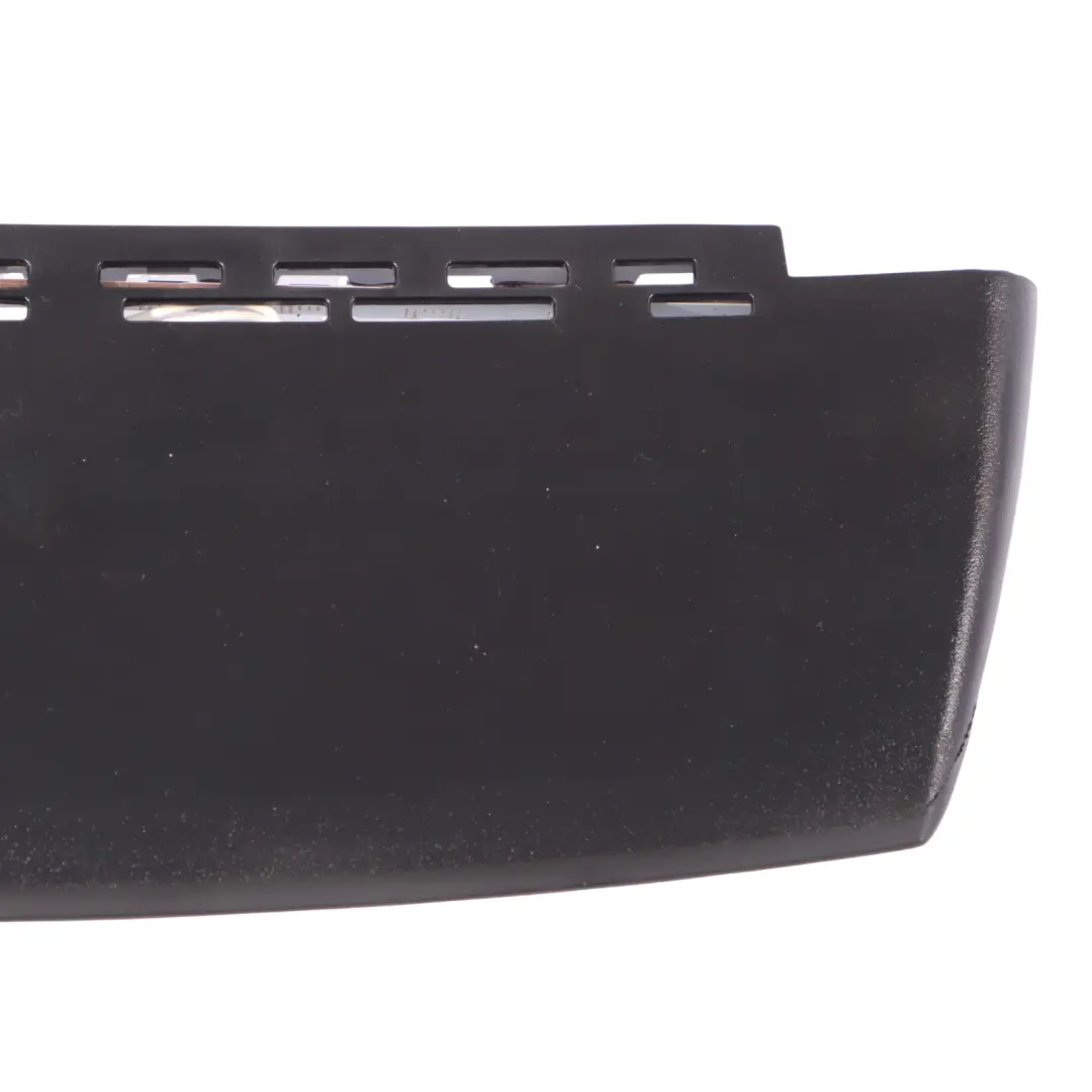 Trzecie Światło Stopu Klapy Bagażnika do Audi S3 8V Sedan o numerze 4G5945097B Audi S3 8V Sedan Trzecie Światło Stopu Klapy Bagażnika - SKU 4G5945097B - Numer Części 4G5945097B