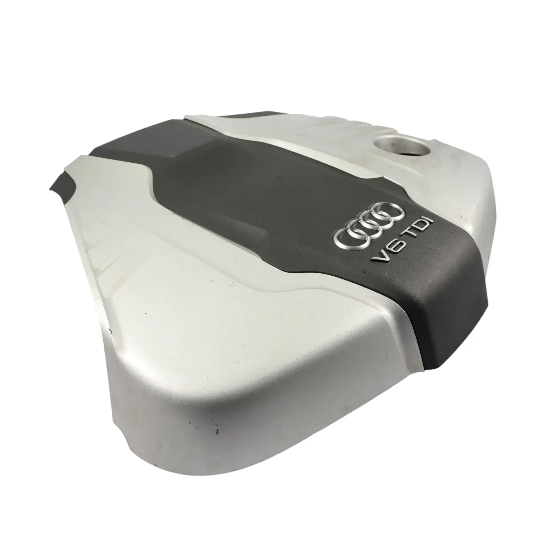 Coperchio Motore Isolamento Coperchio Superiore V6 3.0 TDI per Audi A8 D4 con numero di parte 4H0103925B Audi A8 D4 Coperchio Motore Isolamento Coperchio Superiore V6 3.0 TDI - SKU 4H0103925B - Numero di parte 4H0103925B