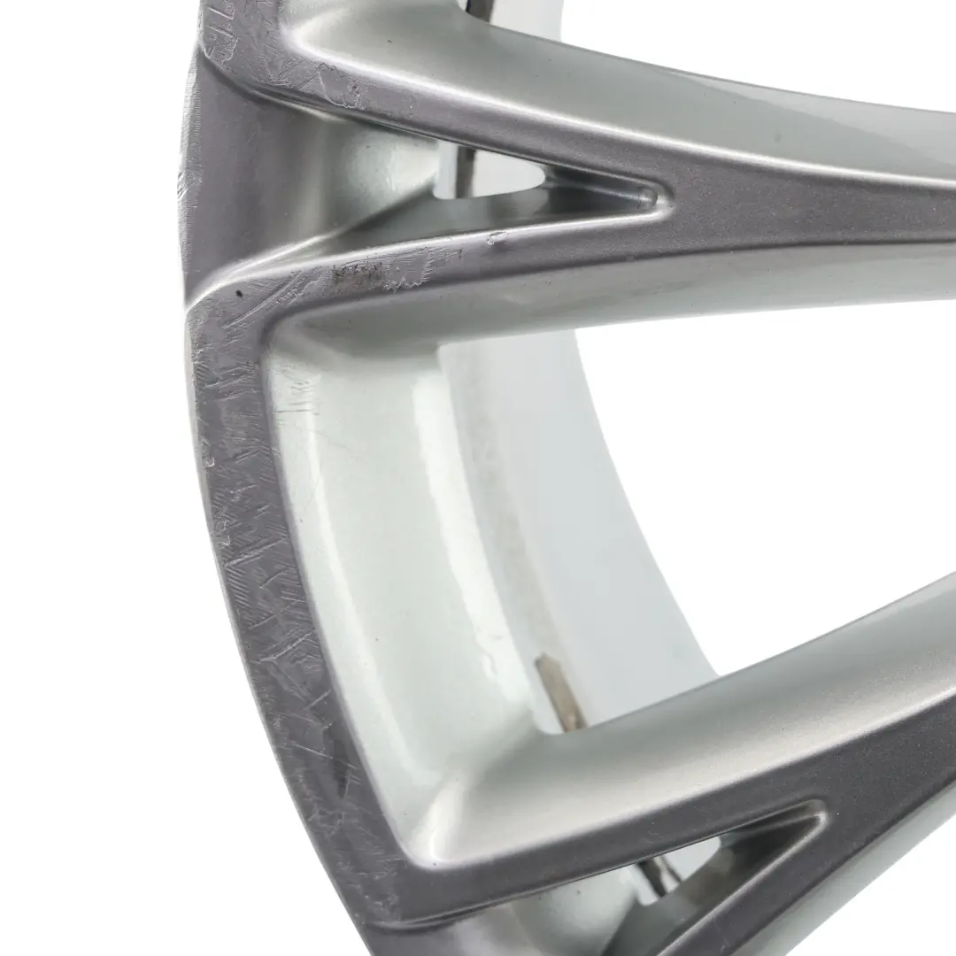 Leichtmetall Felge Silber 19" 9J ET:39 Stern Speiche 4H0601025G für Audi A7 4G A8 D4 mit Teilenummer 4H0601025BG Audi A7 4G A8 D4 Leichtmetall Felge Silber 19" 9J ET:39 Stern Speiche 4H0601025G - SKU 4H0601025BG-1 - Teilenummer 4H0601025BG