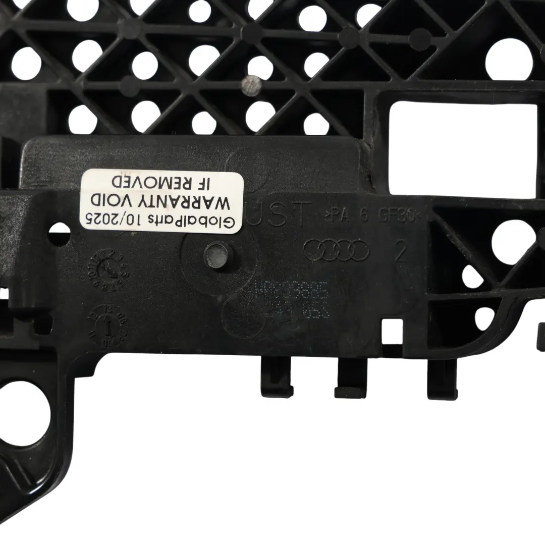 Maniglia Porta Posteriore Esterna Supporto Sinistra per Audi A8 4H con numero di parte 4H0839885 Audi A8 4H Maniglia Porta Posteriore Esterna Supporto Sinistra - SKU 4H0839885 - Numero di parte 4H0839885