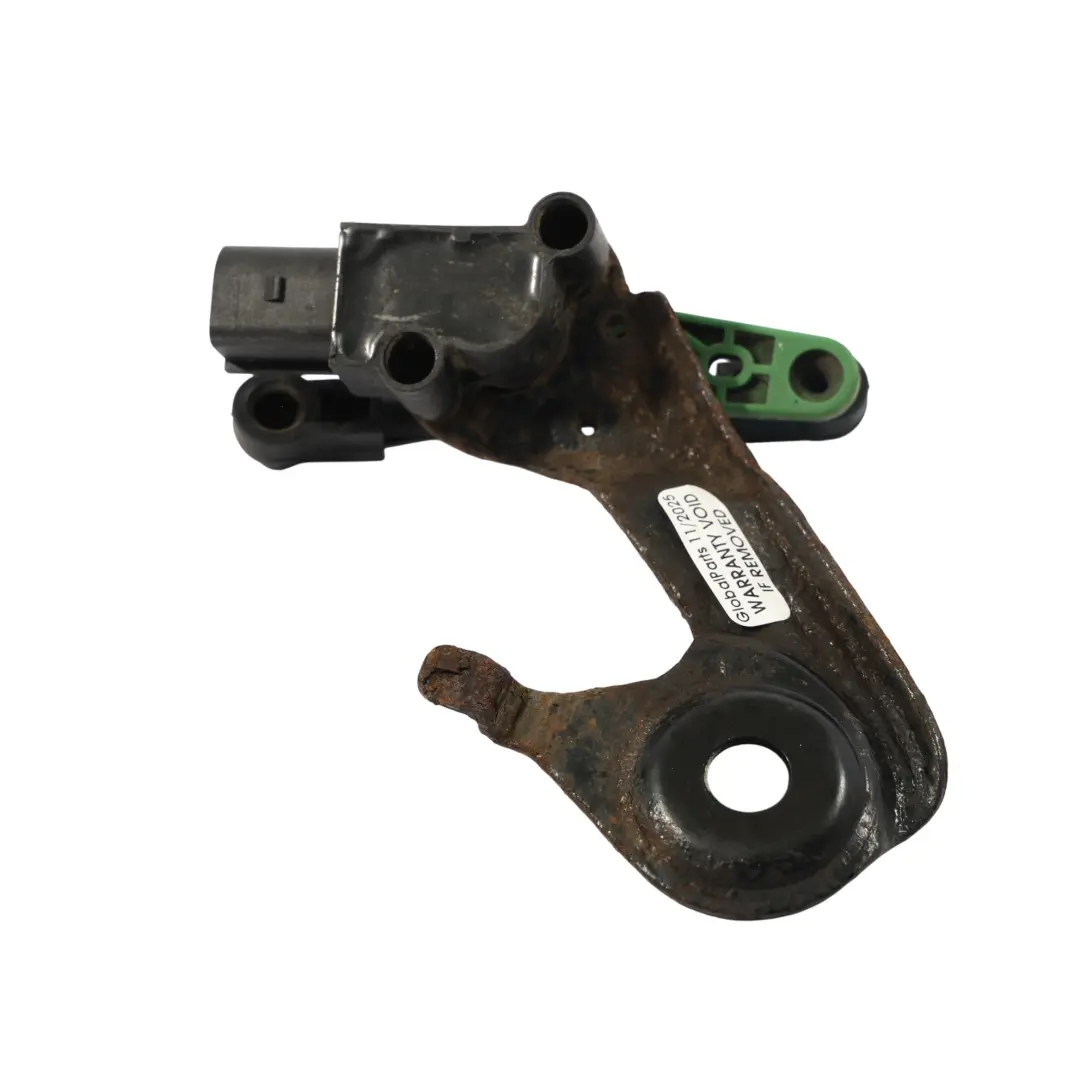 Mechanizm Mocowania Czujnika Poziomowania Świateł do Audi A8 D4 o numerze 4H0907503 Audi A8 D4 Mechanizm Mocowania Czujnika Poziomowania Świateł - SKU 4H0907503 - Numer Części 4H0907503