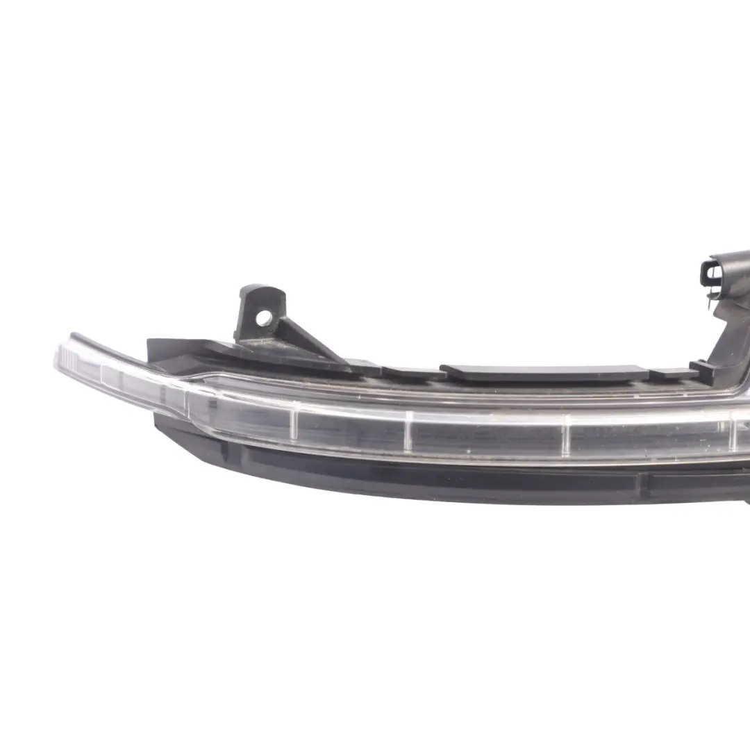 Turn Signal Indicator Wing Mirror Right O/S to Audi A8 D4 with Part number 4H0949102 Audi A8 D4 Turn Signal Indicator Wing Mirror Right O/S - SKU 4H0949102 - Part number 4H0949102