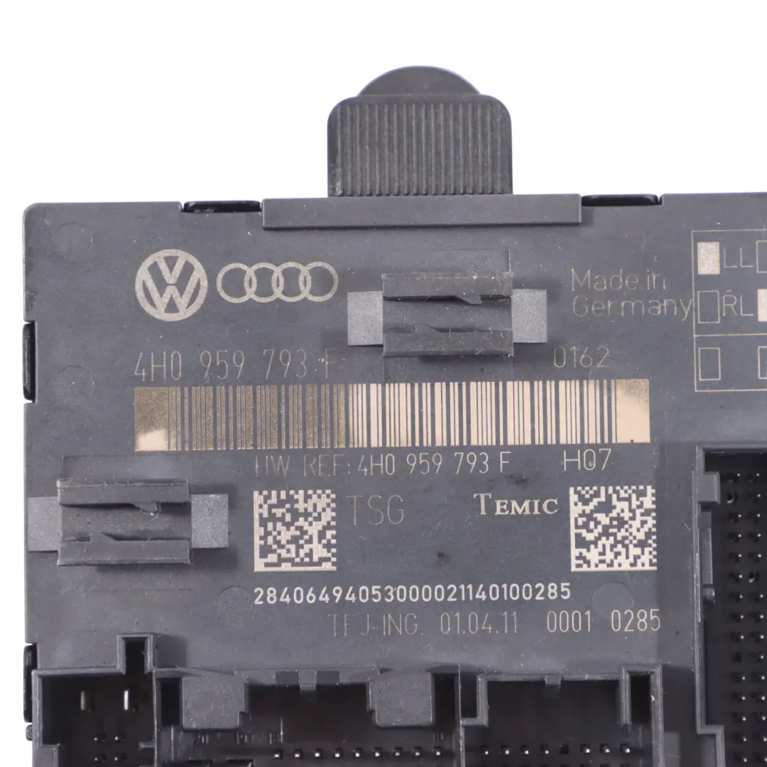 7P Moduł Sterownik Drzwi Przód Strona Kierowcy do VW Touareg o numerze 4H0959793F VW Touareg 7P Moduł Sterownik Drzwi Przód Strona Kierowcy - SKU 4H0959793F - Numer Części 4H0959793F