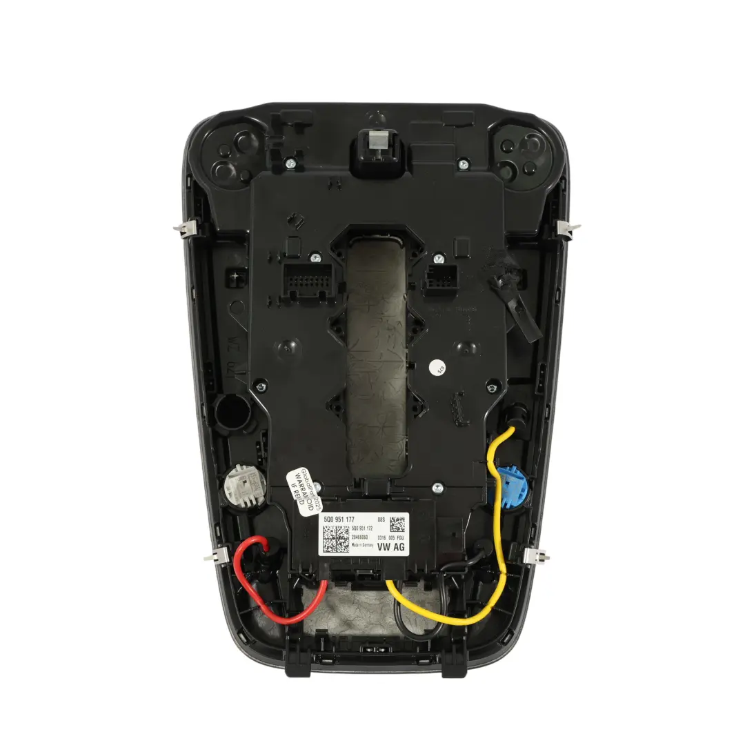 Lampka Podsufitki Kabiny Wnętrza Auta Przód do Audi A4 B9 o numerze 4K0947135B Audi A4 B9 Lampka Podsufitki Kabiny Wnętrza Auta Przód - SKU 4K0947135B - Numer Części 4K0947135B