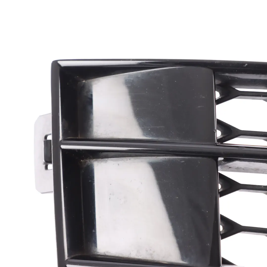 Front Bumper Cover Trim Grille Panel Right O/S to Audi Q7 4L with Part number 4L0807676B Audi Q7 4L Front Bumper Cover Trim Grille Panel Right O/S - SKU 4L0807676B - Part number 4L0807676B