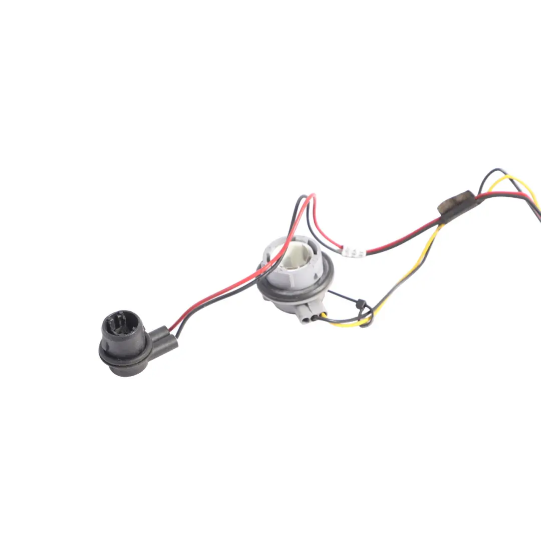 Lower Tail Light Lamp Wiring Cable Left Right N/O/S to Audi Q7 4L Rear with Part number 4L0945221 Audi Q7 4L Rear Lower Tail Light Lamp Wiring Cable Left Right N/O/S - SKU 4L0945221-1 - Part number 4L0945221