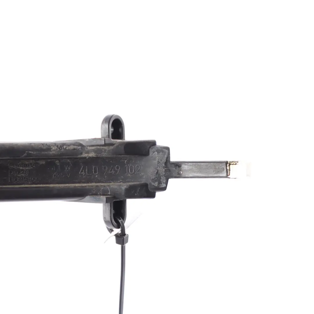 Wing Mirror Turn Indicator Front Right O/S Lamp Light to Audi Q7 4L with Part number 4L0949102 Audi Q7 4L Wing Mirror Turn Indicator Front Right O/S Lamp Light - SKU 4L0949102 - Part number 4L0949102