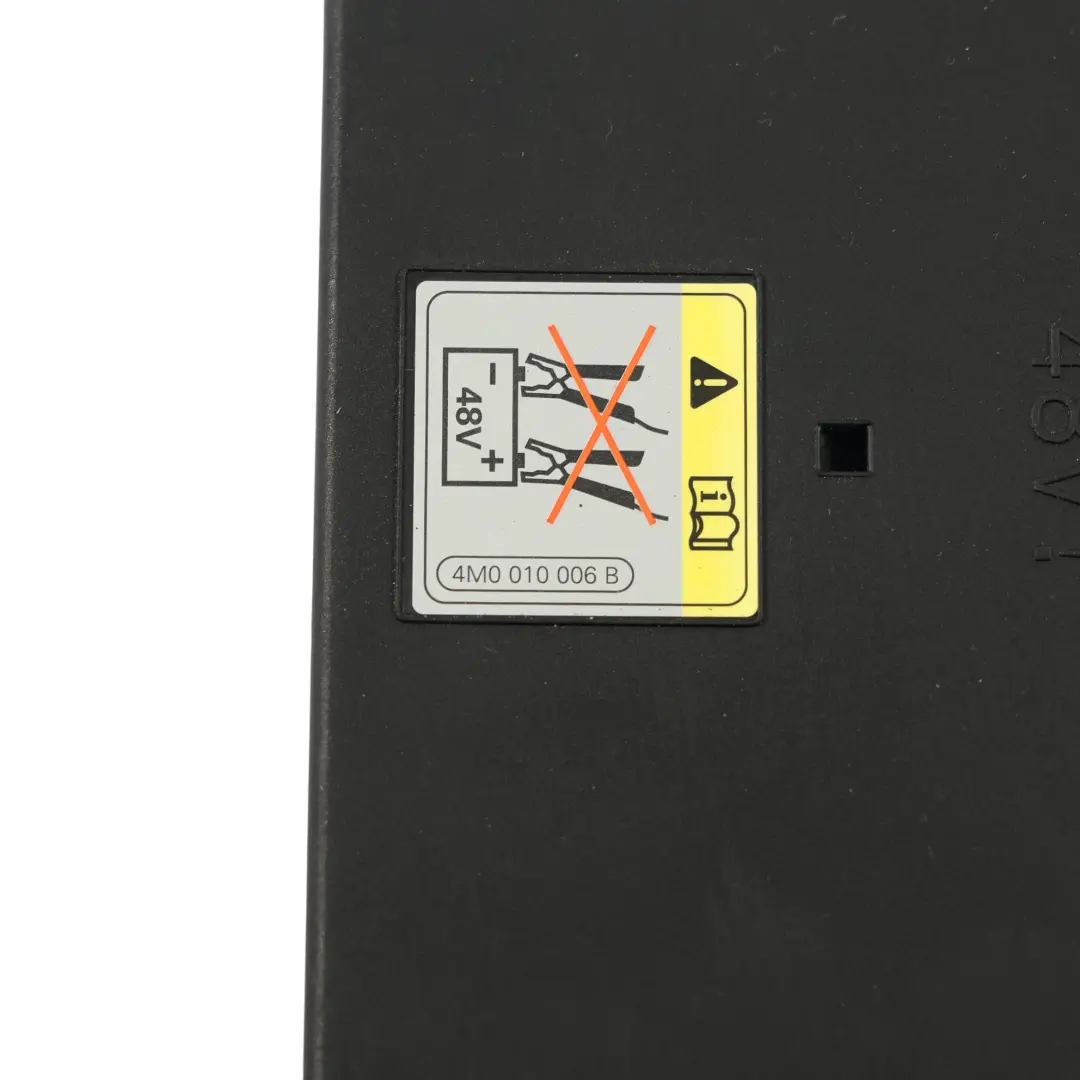 Audi Q7 4M Sicherungskasten Batterieklemmen Abdeckung Gehäuse - SKU 4M0941828H - Teilenummer 4M0941828H