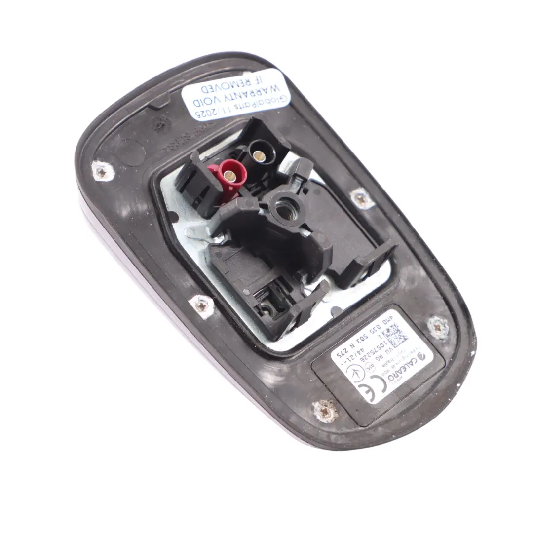 Antena Radio Techo Gris Daytona Efecto Perla-Z7S 4M0035503DGR para Audi A4 B9 con número de pieza 4M0035503N Audi A4 B9 Antena Radio Techo Gris Daytona Efecto Perla-Z7S 4M0035503DGR - SKU 4M0035503N-DGR - Número de pieza 4M0035503N