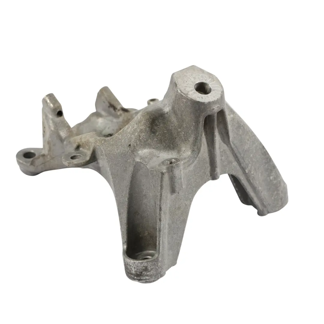 Audi RS4 B9 RS5 F5 Support Fixation Moteur Droit - SKU 4M0199308CF - Numéro de pièce 4M0199308CF