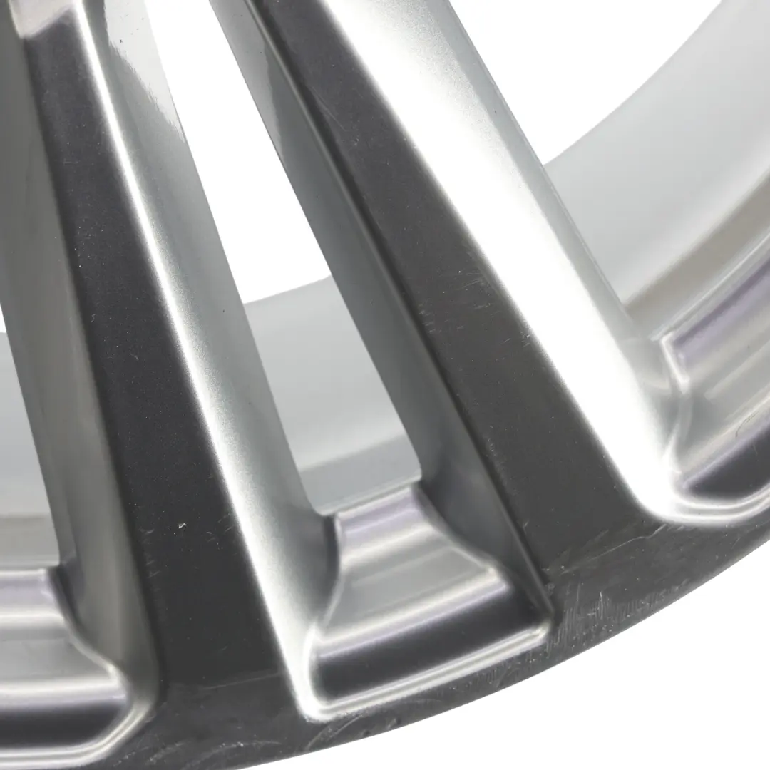 4M Argento Cerchio In Lega 20" 9J ET:33 Doppie Razze A Stella per Audi Q7 con numero di parte 4M0601025H Audi Q7 4M Argento Cerchio In Lega 20" 9J ET:33 Doppie Razze A Stella - SKU 4M0601025H-1 - Numero di parte 4M0601025H