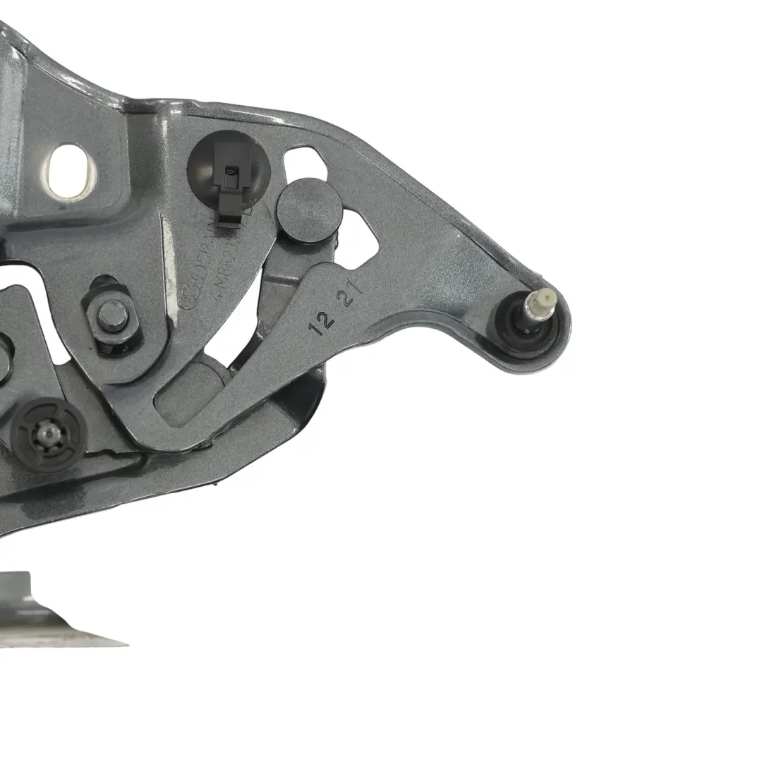 Motorhauben Scharnier Vorne Links Daytona Grey Pearl - Z7S für Audi Q7 4L mit Teilenummer 4M0823301B Audi Q7 4L Motorhauben Scharnier Vorne Links Daytona Grey Pearl - Z7S - SKU 4M0823301B-DGR - Teilenummer 4M0823301B