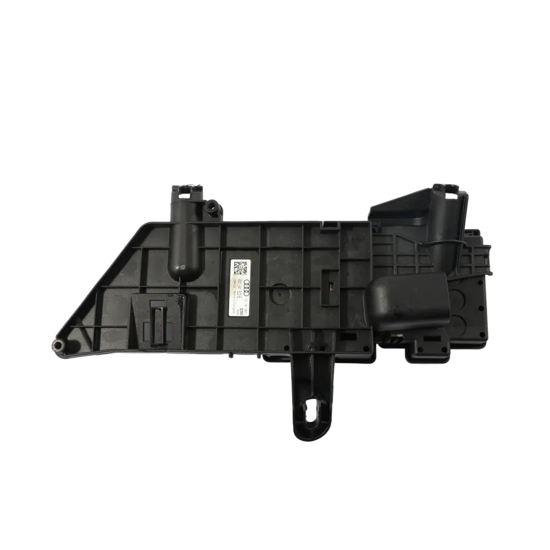 4M Boîte De Distribution Du Terminal Positif De La Batterie pour Audi Q7 à propos du numéro de pièce 4M0941823E Audi Q7 4M Boîte De Distribution Du Terminal Positif De La Batterie - SKU 4M0941823E - Numéro de pièce 4M0941823E