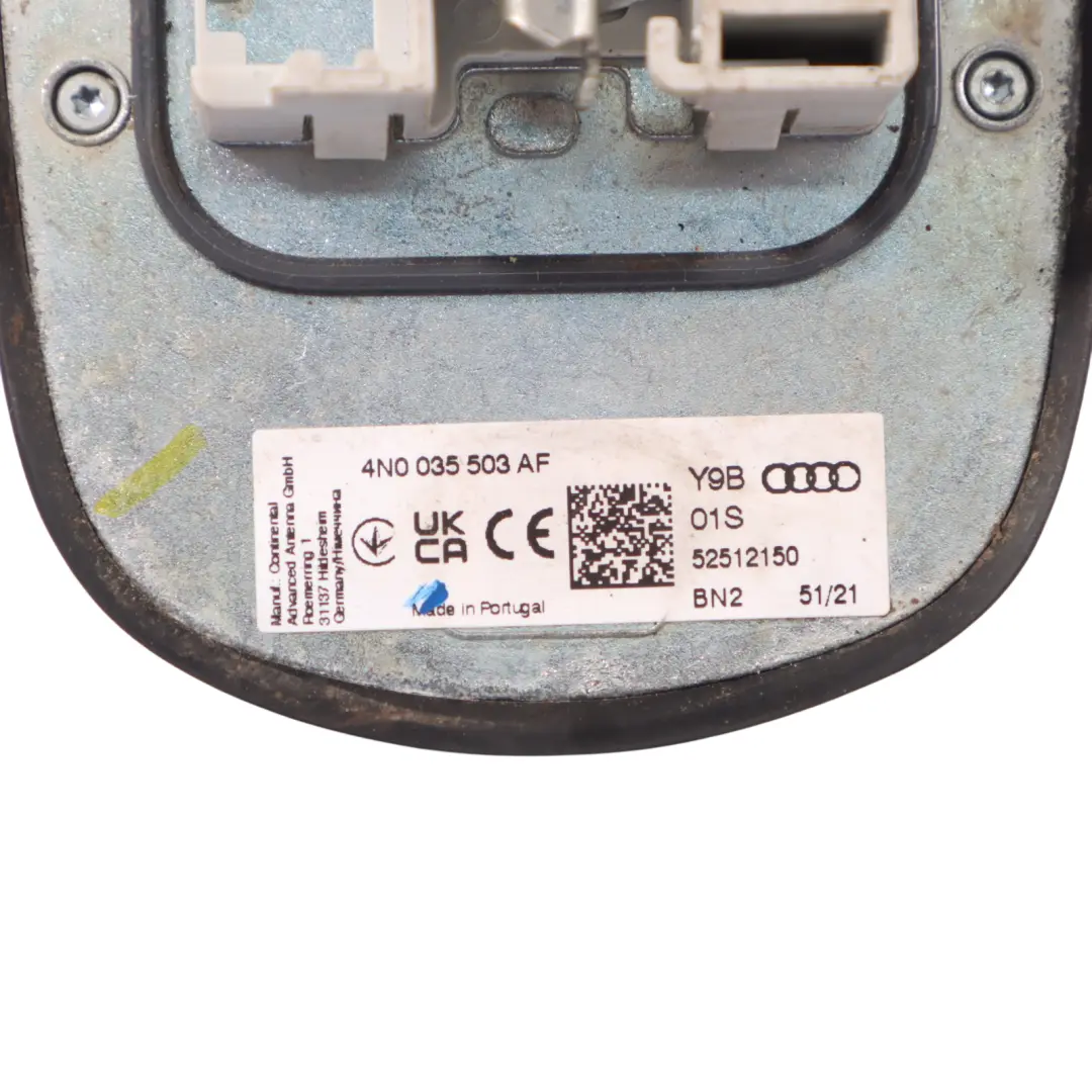 8Y Antena Dachowa Dachu Rekin Płetwa Czarna do Audi S3 o numerze 4N0035503AF Audi S3 8Y Antena Dachowa Dachu Rekin Płetwa Czarna - SKU 4N0035503AF-BLK - Numer Części 4N0035503AF