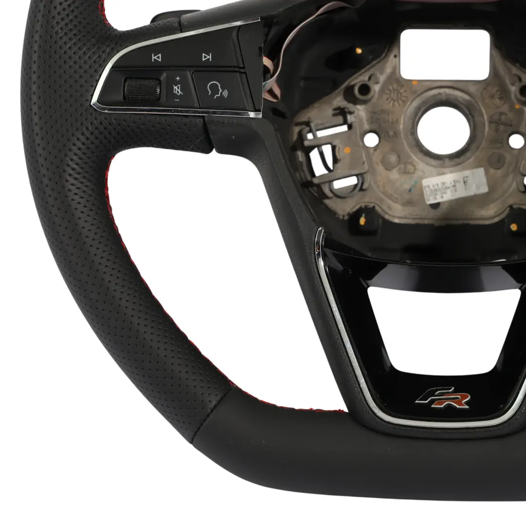 5F Ibiza Mk5 FR Volante NUOVO In Pelle Fondo Piatto per Seat Leon con numero di parte 575419091J Seat Leon 5F Ibiza Mk5 FR Volante NUOVO In Pelle Fondo Piatto - SKU 575419091J-1 - Numero di parte 575419091J