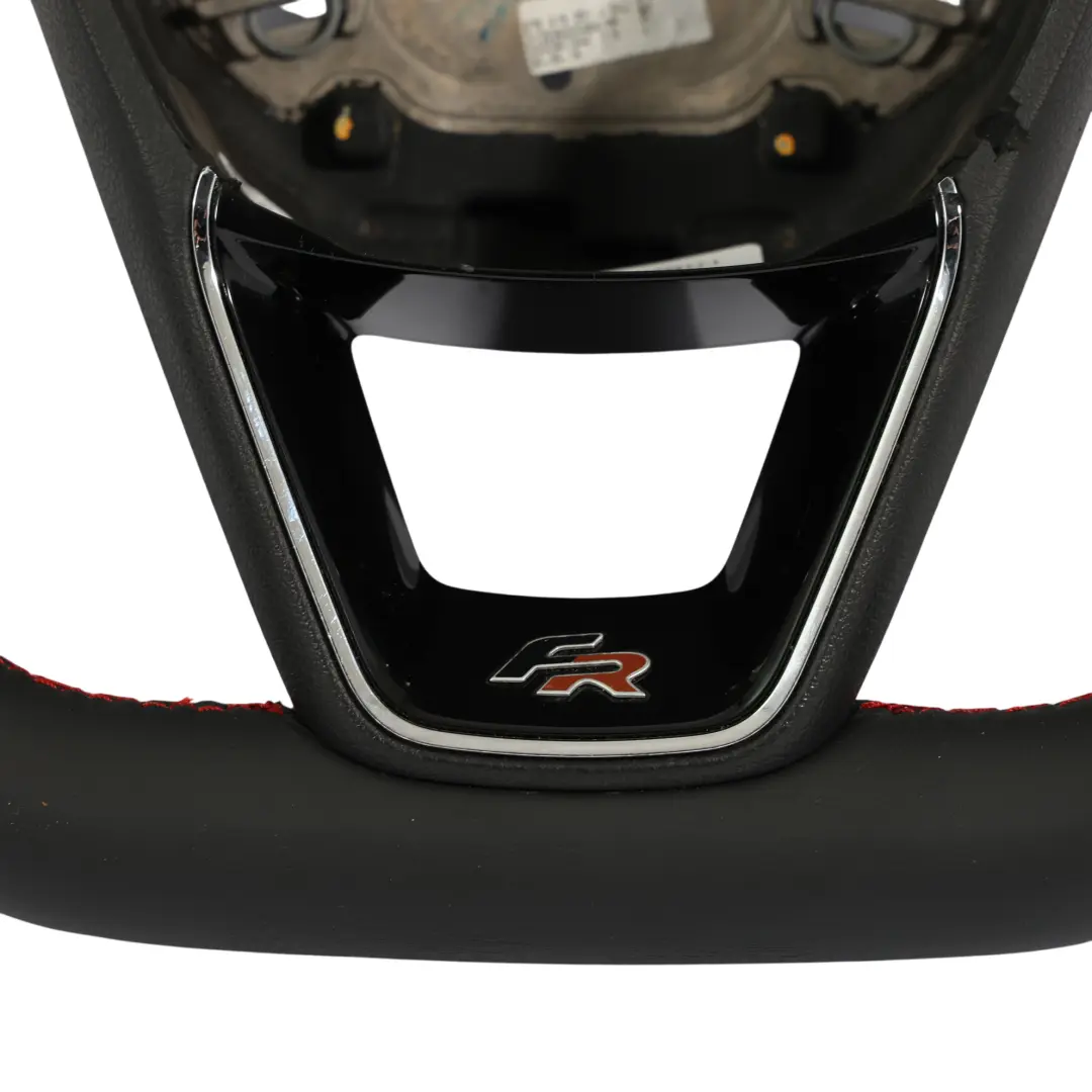 5F Ibiza Mk5 FR Volante NUOVO In Pelle Fondo Piatto per Seat Leon con numero di parte 575419091J Seat Leon 5F Ibiza Mk5 FR Volante NUOVO In Pelle Fondo Piatto - SKU 575419091J-1 - Numero di parte 575419091J