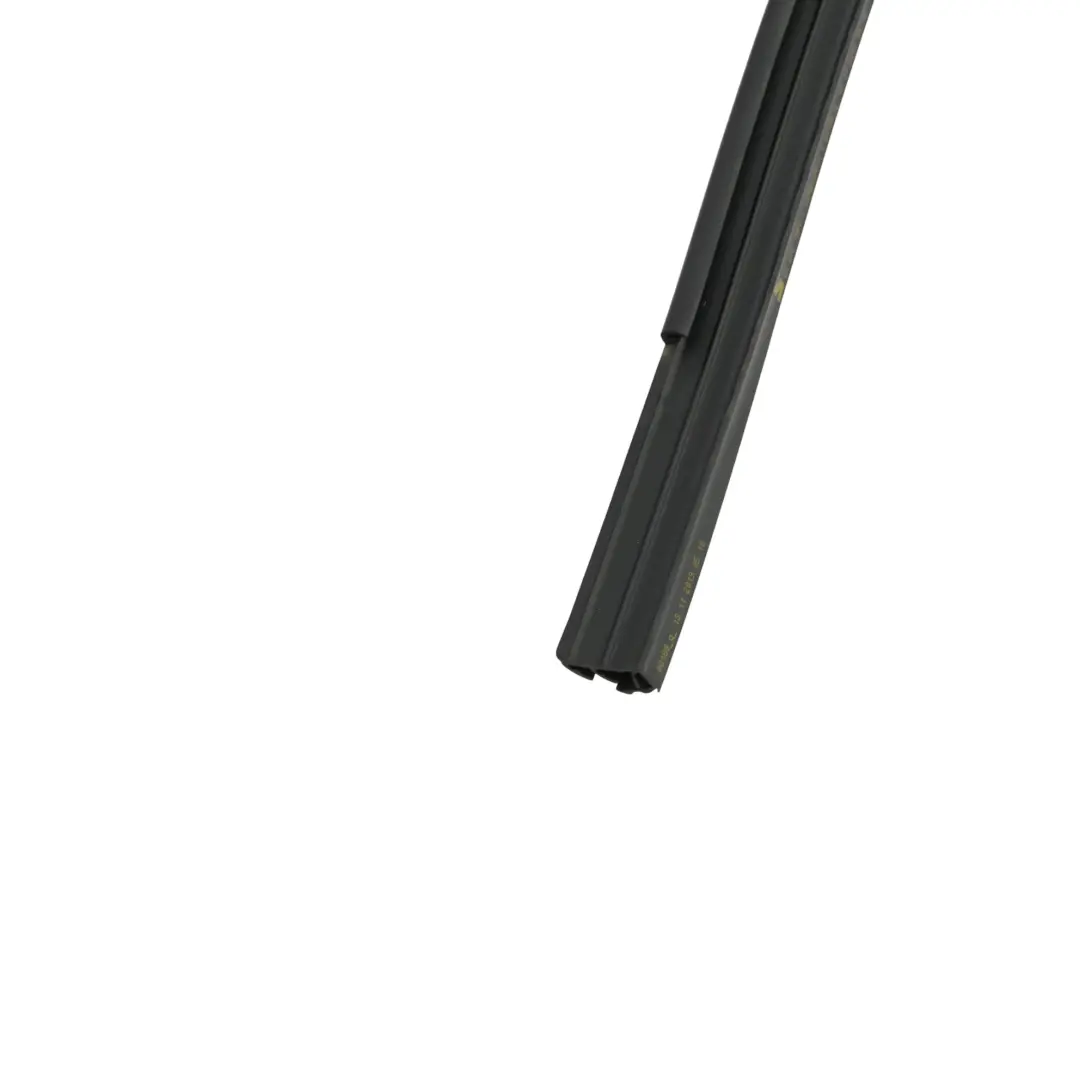 Seat Ateca Fenster Dichtung Führung Abdeckung Vorne Rechts - SKU 575837432Q - Teilenummer 575837432Q