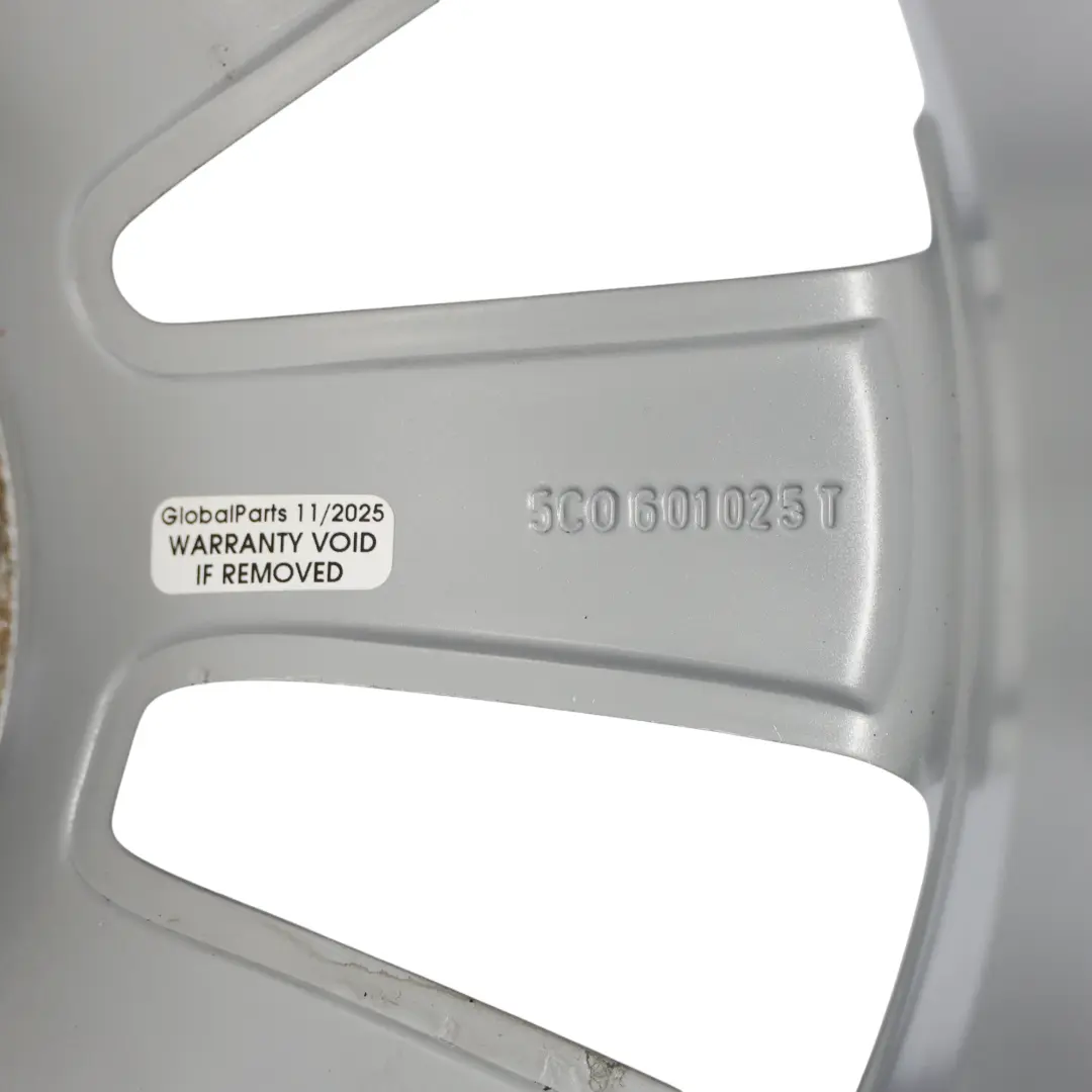 Felga Aluminiowa Srebrna 16" 6,5J ET:44 do VW Volkswagen New Beetle o numerze 5C0601025T VW Volkswagen New Beetle Felga Aluminiowa Srebrna 16" 6,5J ET:44 - SKU 5C0601025T-1 - Numer Części 5C0601025T