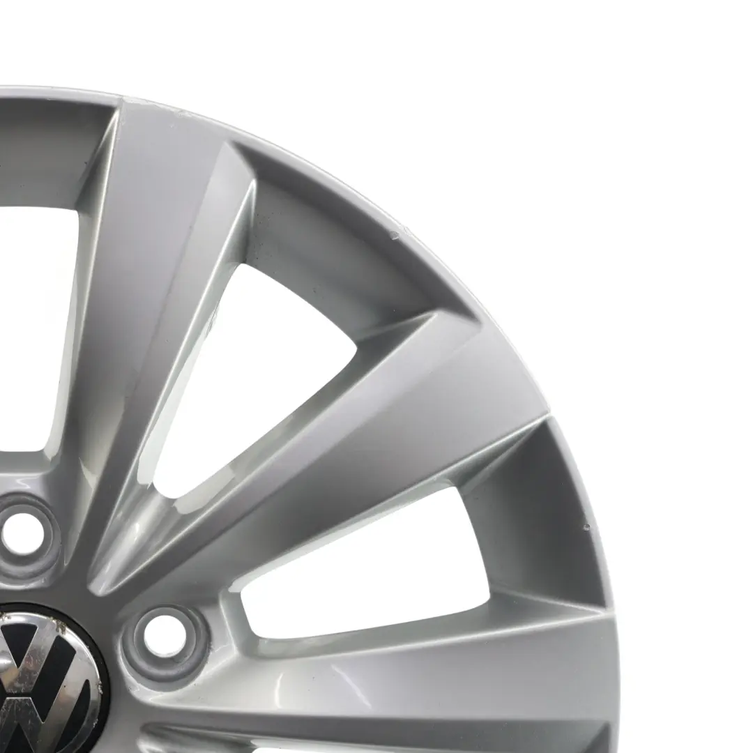 Felge Leichtmetall Silber 16" 6,5J ET:44 für VW Volkswagen New Beetle mit Teilenummer 5C0601025T VW Volkswagen New Beetle Felge Leichtmetall Silber 16" 6,5J ET:44 - SKU 5C0601025T-2 - Teilenummer 5C0601025T