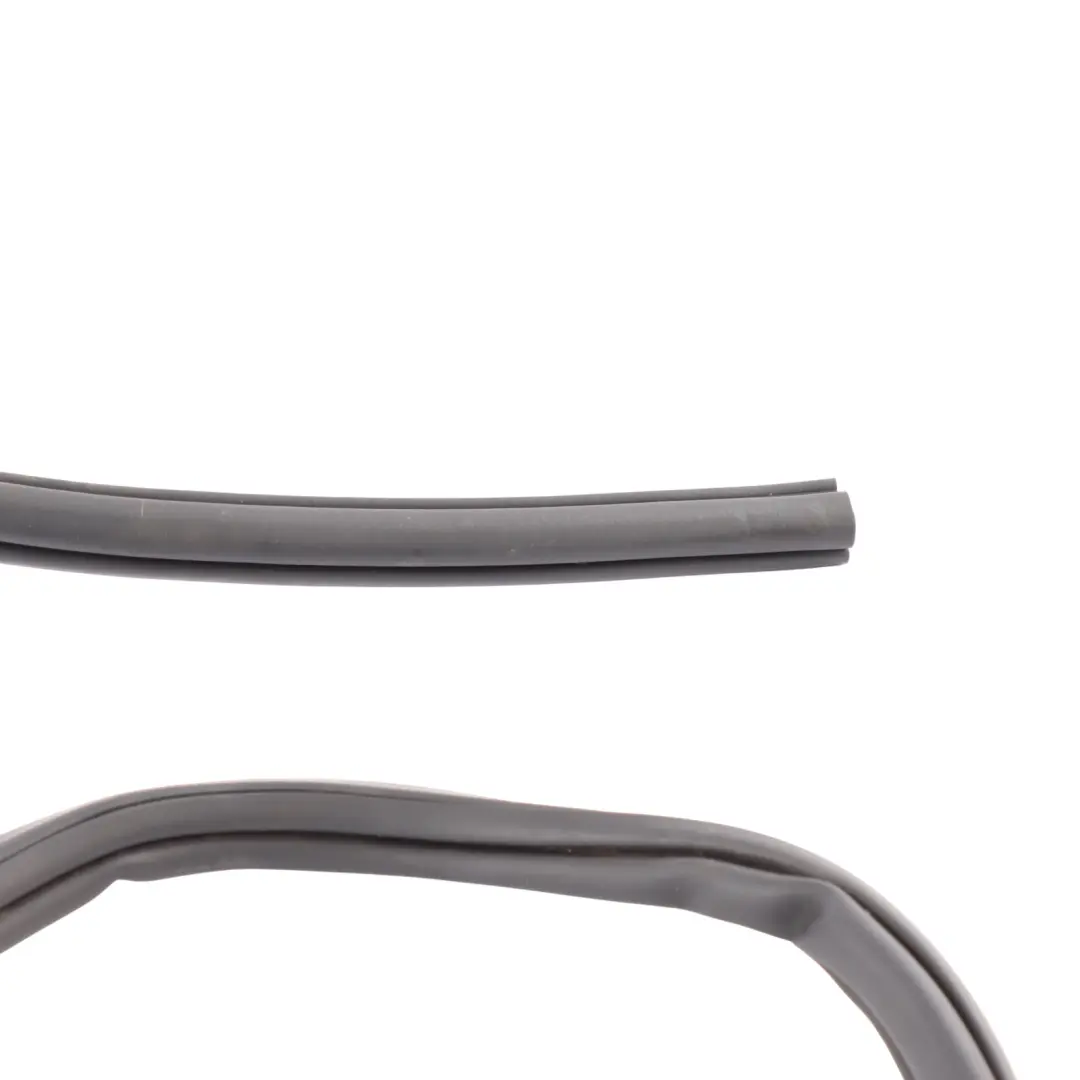 Door Rubber Seal Gasket Sealing Inner Left N/S to VW Volkswagen Beetle with Part number 5C3839479C VW Volkswagen Beetle Door Rubber Seal Gasket Sealing Inner Left N/S - SKU 5C3839479C - Part number 5C3839479C