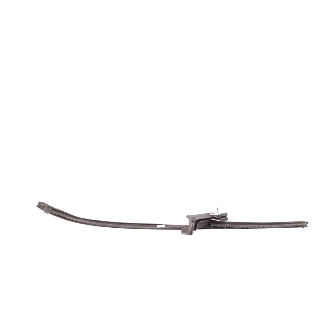 5C Modanatura Cromata Finestrino Post. Sinistro 5C3853965D per Volkswagen Beetle con numero di parte 5C3853299D Volkswagen Beetle 5C Modanatura Cromata Finestrino Post. Sinistro 5C3853965D - SKU 5C3853299D - Numero di parte 5C3853299D