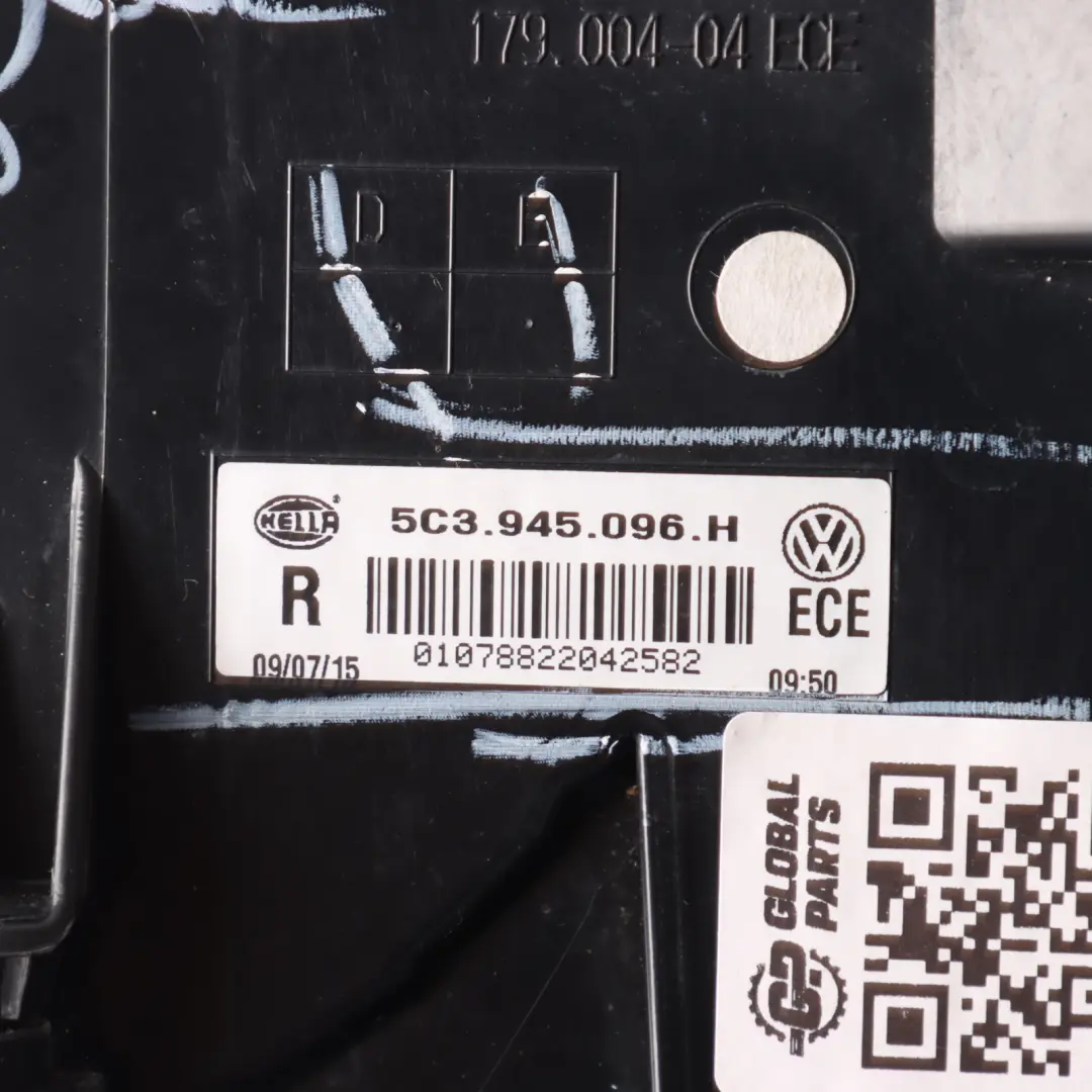 5C Convertible Tail Light Rear Lamp Right O/S to Volkswagen Beetle with Part number 5C3945096H Volkswagen Beetle 5C Convertible Tail Light Rear Lamp Right O/S - SKU 5C3945096H - Part number 5C3945096H