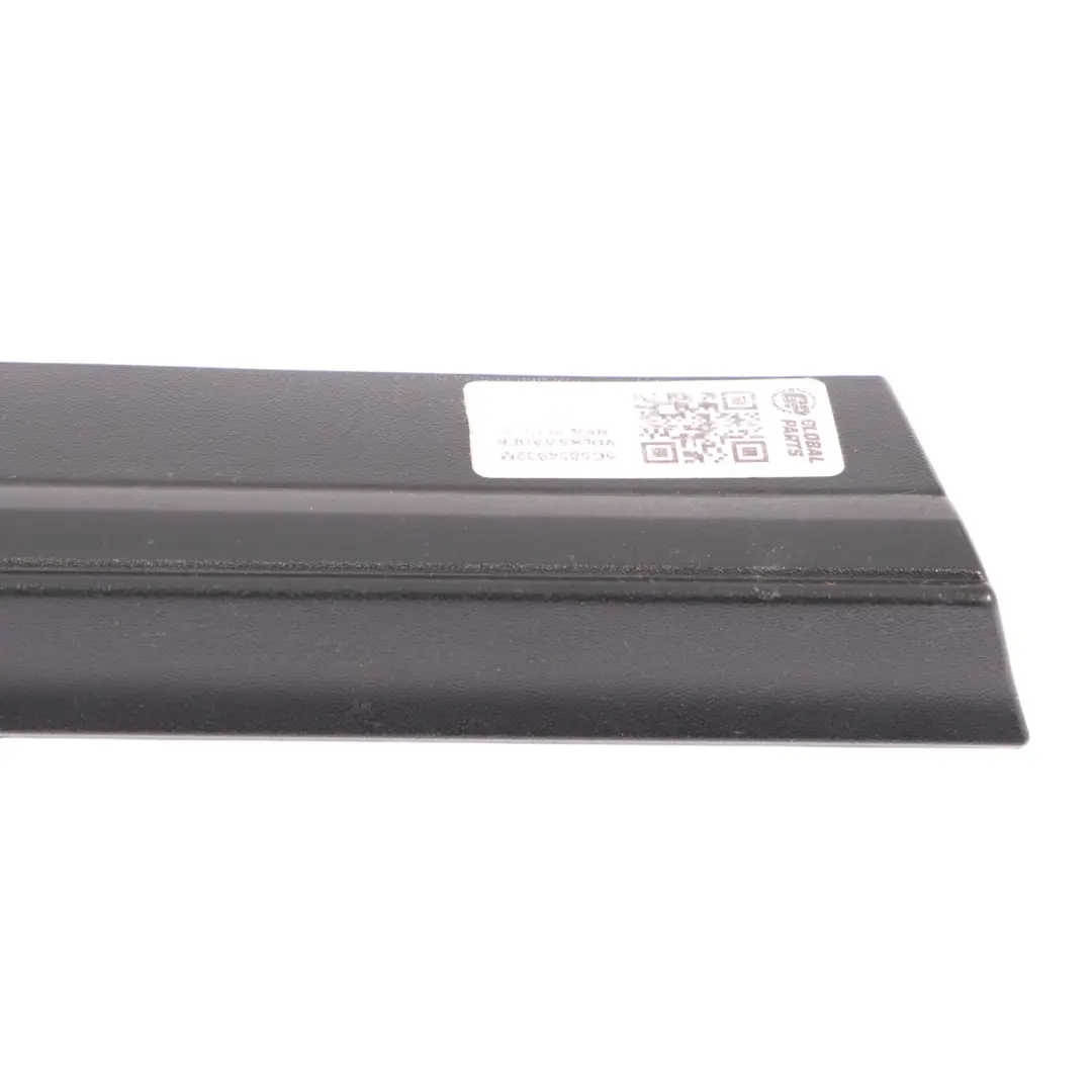 Baguette De Garniture Arrière Droite pour VW Volkswagen New Beetle à propos du numéro de pièce 5C5854932M VW Volkswagen New Beetle Baguette De Garniture Arrière Droite - SKU 5C5854932M - Numéro de pièce 5C5854932M