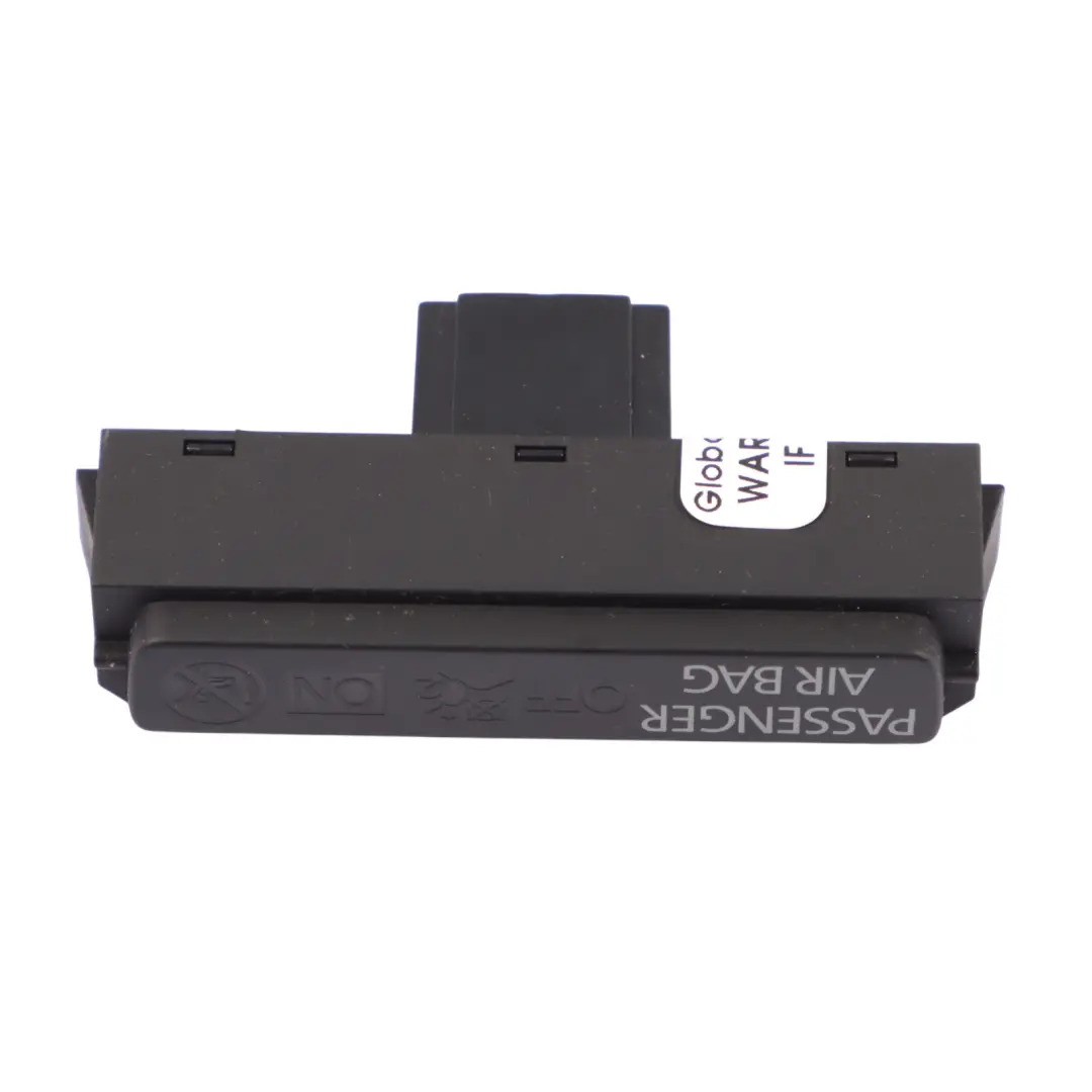 Kontrolka Dezaktywacji Poduszki Powietrznej do Porsche Macan 95B o numerze 5C5919234 Porsche Macan 95B Kontrolka Dezaktywacji Poduszki Powietrznej - SKU 5C5919234 - Numer Części 5C5919234