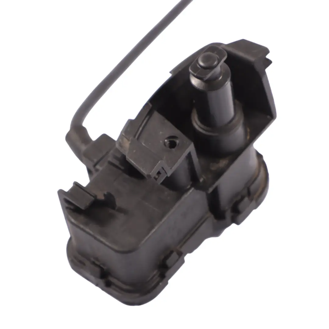 Filler Flap Actuator Motor Mechanism to Volkswagen Golf Mk7 Fuel with Part number 5C6810773K Volkswagen Golf Mk7 Fuel Filler Flap Actuator Motor Mechanism - SKU 5C6810773K - Part number 5C6810773K