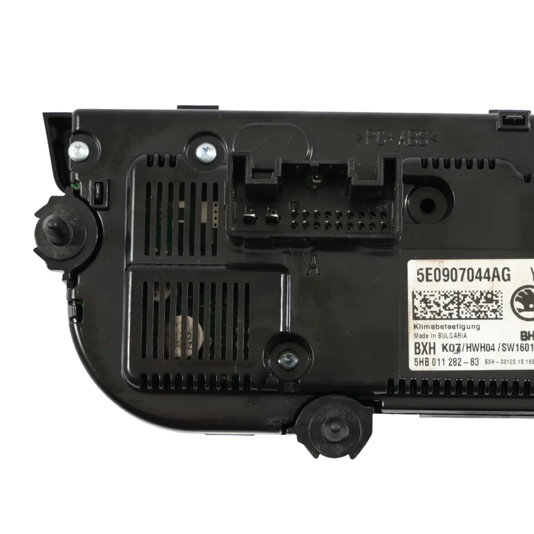 Skoda Octavia 5E Panneau De Commande De Climatisation - SKU 5E0907044AG - Numéro de pièce 5E0907044AG