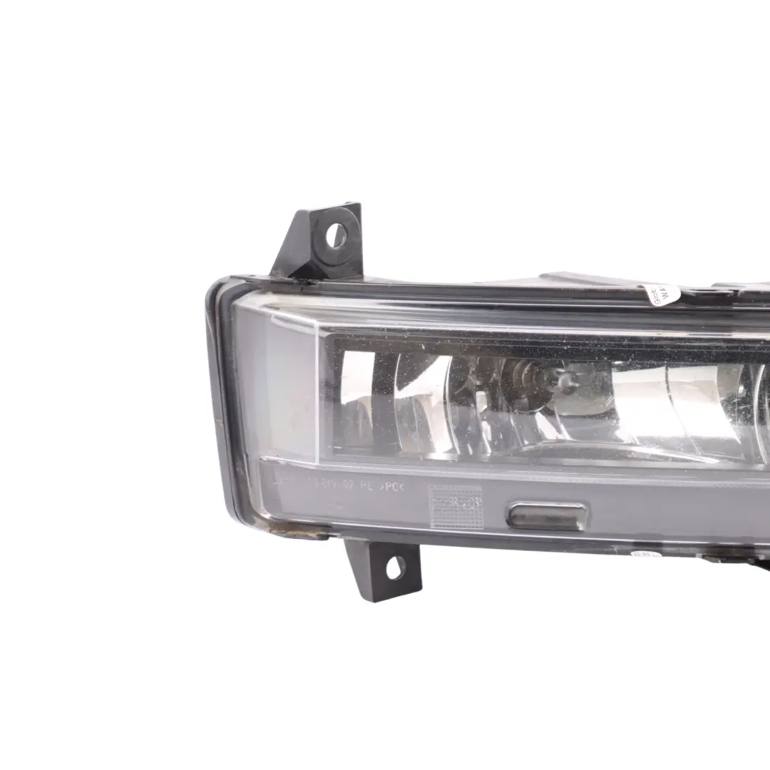 Skoda Octavia 5E Fendinebbia Anteriore Alogeno Destro - SKU 5E0941702A - Numero di parte 5E0941702A