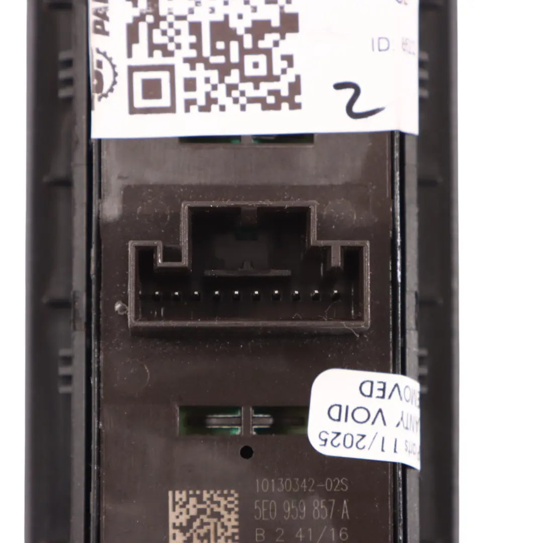 Skoda Octavia 5E Interruttore Del Finestrino Lato Guida - SKU 5E0959857A - Numero di parte 5E0959857A