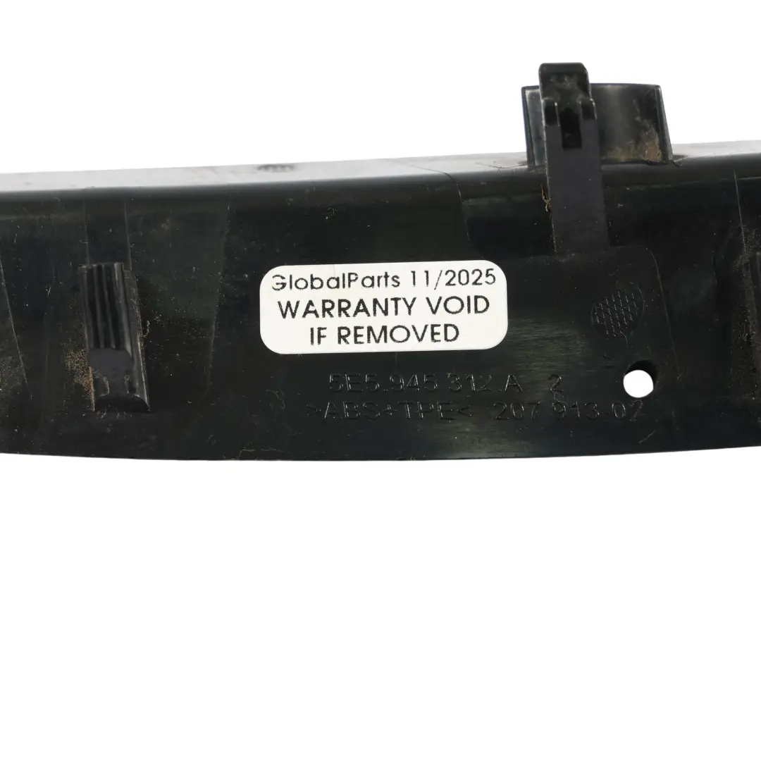 Fanale Posteriore Copertura Pannello Trim Destra per Skoda Octavia 5E con numero di parte 5E5945312A Skoda Octavia 5E Fanale Posteriore Copertura Pannello Trim Destra - SKU 5E5945312A - Numero di parte 5E5945312A