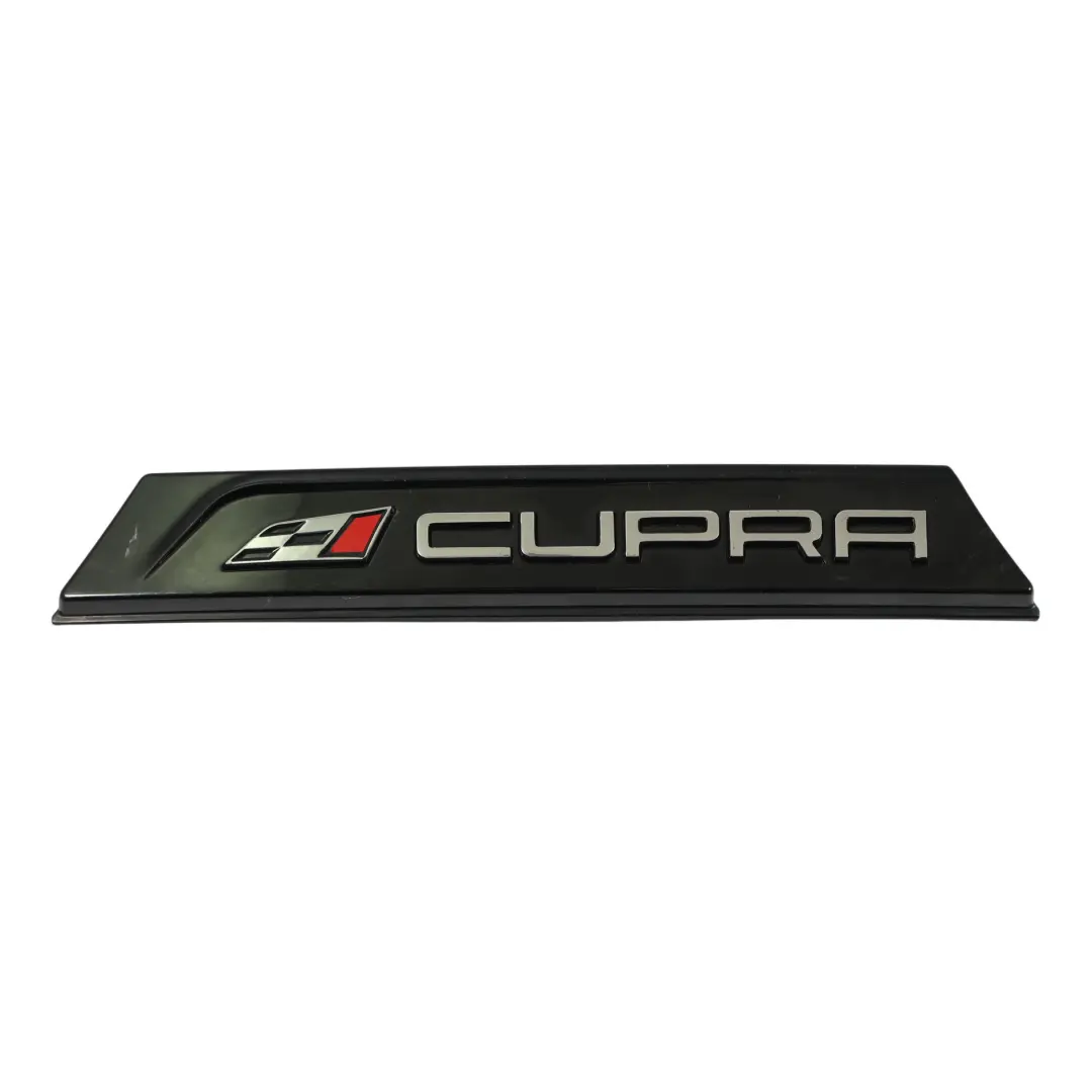 Mk3 Emblema Logo Badge Trim Strip Cover Panel per Seat Leon Cupra con numero di parte 5F0103929 Seat Leon Cupra Mk3 Emblema Logo Badge Trim Strip Cover Panel - SKU 5F0103929 - Numero di parte 5F0103929