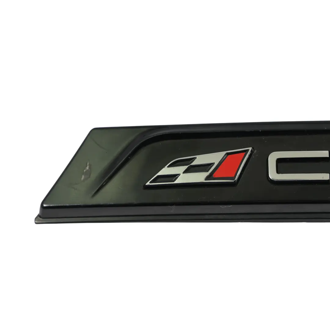 Mk3 Emblema Logo Insignia Recorte Tapa Panel para Seat Leon Cupra con número de pieza 5F0103929 Seat Leon Cupra Mk3 Emblema Logo Insignia Recorte Tapa Panel - SKU 5F0103929 - Número de pieza 5F0103929