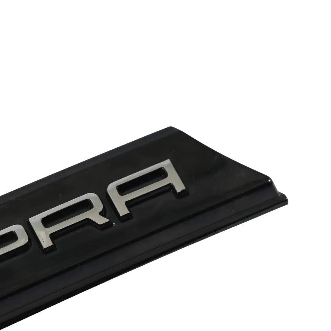 Mk3 Emblema Logo Insignia Recorte Tapa Panel para Seat Leon Cupra con número de pieza 5F0103929 Seat Leon Cupra Mk3 Emblema Logo Insignia Recorte Tapa Panel - SKU 5F0103929 - Número de pieza 5F0103929