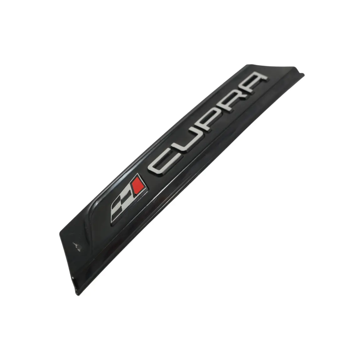 Seat Leon Cupra Mk3 Listwa Listewka Ozdobna Emblemat Logo Cupra - SKU 5F0103929 - Numer Części 5F0103929
