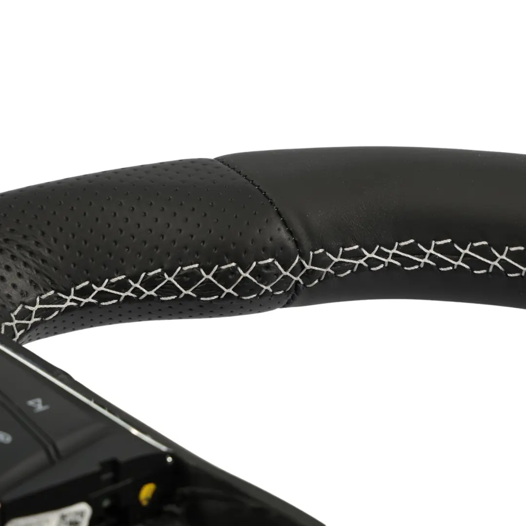 5F Ibiza 6J Volante NUOVO In Pelle Nera Fondo Piatto per Seat Leon Cupra con numero di parte 5F0419091C Seat Leon Cupra 5F Ibiza 6J Volante NUOVO In Pelle Nera Fondo Piatto - SKU 5F0419091C-1 - Numero di parte 5F0419091C