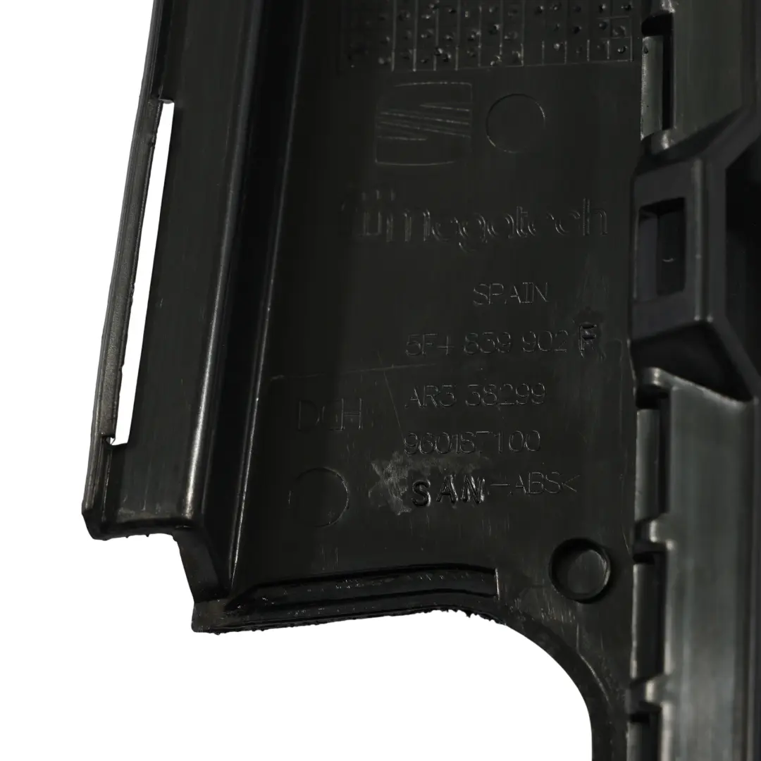 Seat Leon FR 5F Puerta Trasera Tapa Exterior Panel Recambio Derecha - SKU 5F4839902F - Número de pieza 5F4839902F