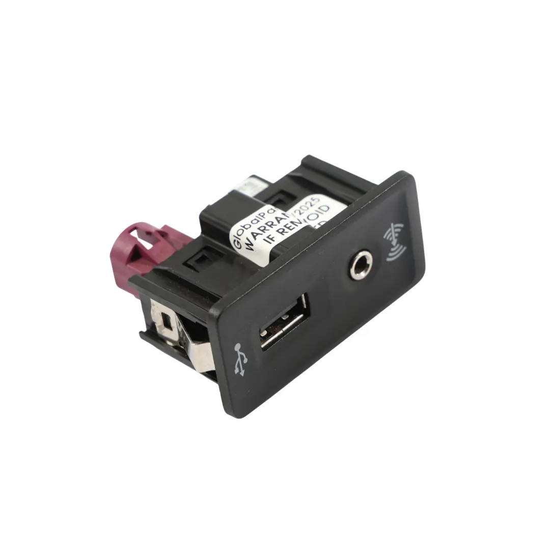 Adaptador De Conexión Media In Port Socket para VW Volkswagen Golf Mk7 con número de pieza 5G0035222F VW Volkswagen Golf Mk7 Adaptador De Conexión Media In Port Socket - SKU 5G0035222F - Número de pieza 5G0035222F