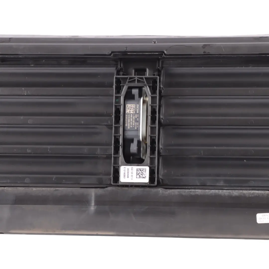 Fresh Air Flap Regulator Actuator Motor to VW Volkswagen Golf Mk7 with Part number 5G0122321H VW Volkswagen Golf Mk7 Fresh Air Flap Regulator Actuator Motor - SKU 5G0122321H - Part number 5G0122321H