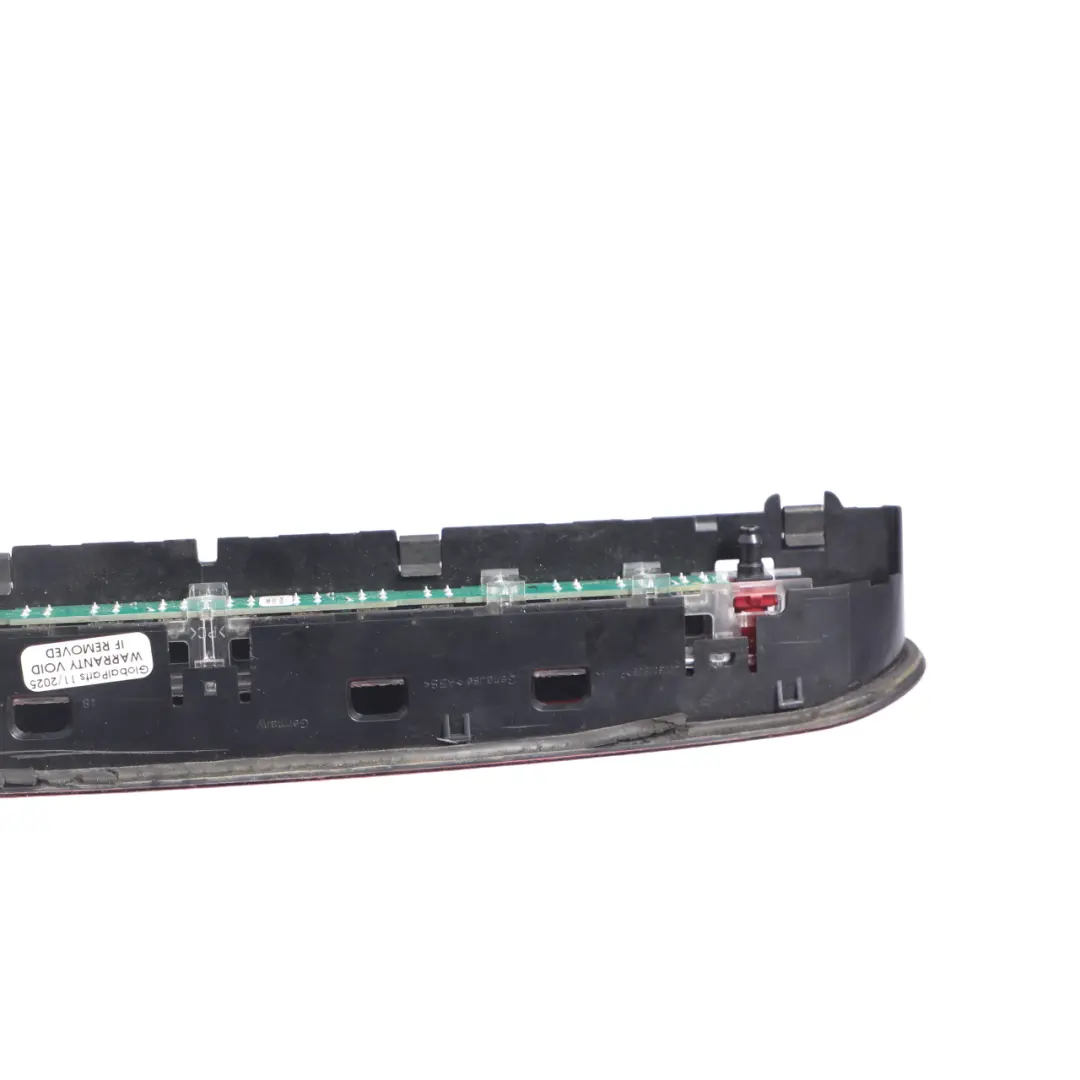 VW Volkswagen Tiguan Mk2 AX1 Luz De Freno Trasera - SKU 5G0945087B - Número de pieza 5G0945087B