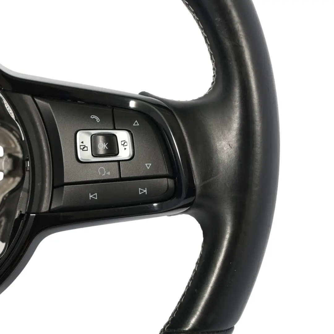 Lenkrad Schwarz Leder Multifunktion für Volkswagen Golf R Mk7 mit Teilenummer 5G0419091CJ Volkswagen Golf R Mk7 Lenkrad Schwarz Leder Multifunktion - SKU 5G0419091CJ - Teilenummer 5G0419091CJ