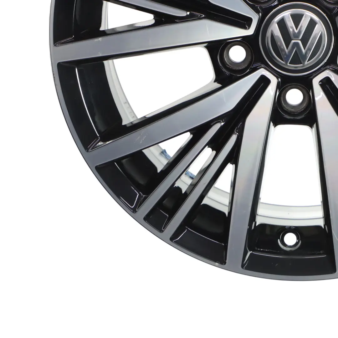 Silberne Felge Leichtmetallfelge 16" 6.5J ET:46 für Volkswagen Golf Mk7 mit Teilenummer 5G0601025CD Volkswagen Golf Mk7 Silberne Felge Leichtmetallfelge 16" 6.5J ET:46 - SKU 5G0601025CD-1 - Teilenummer 5G0601025CD