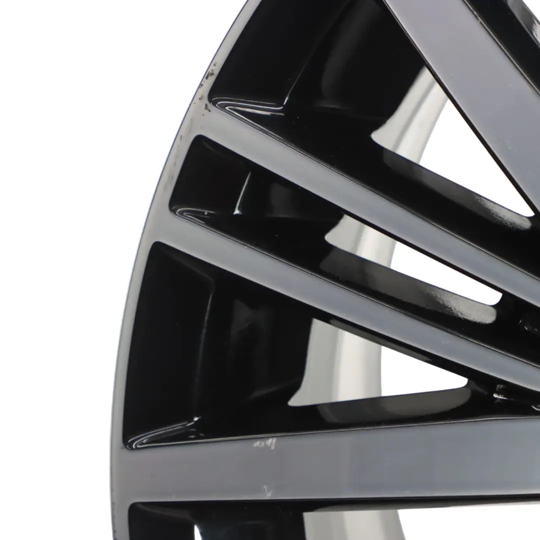 Silberne Felge Leichtmetallfelge 16" 6.5J ET:46 für Volkswagen Golf Mk7 mit Teilenummer 5G0601025CD Volkswagen Golf Mk7 Silberne Felge Leichtmetallfelge 16" 6.5J ET:46 - SKU 5G0601025CD-1 - Teilenummer 5G0601025CD